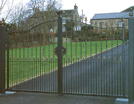 Charles Metal Gate Style